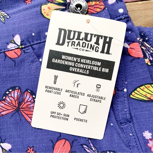 NWT Duluth Med Heirloom Gardening Convertible Bib Overalls Indigo Backyard Bugs - Picture 7 of 12